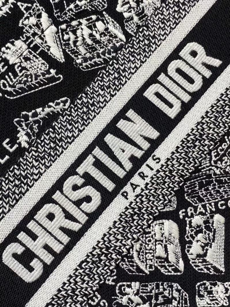 Christian Dior Shopping Bags